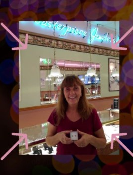 The best Florida jeweler gives away jewelry every week!